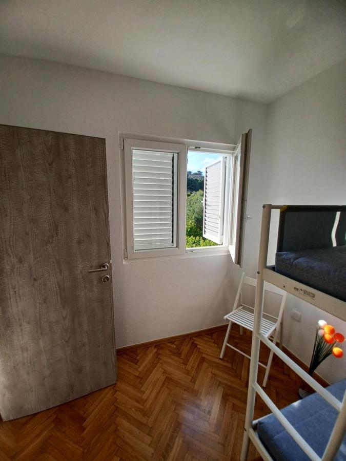 Apartments Andrea Jesenice  Exterior photo