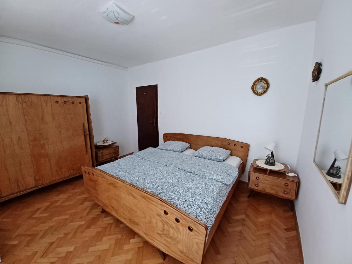 Apartments Andrea Jesenice  Exterior photo