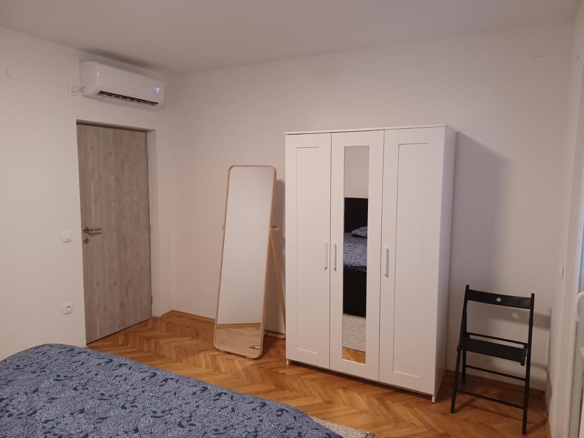 Apartments Andrea Jesenice  Exterior photo