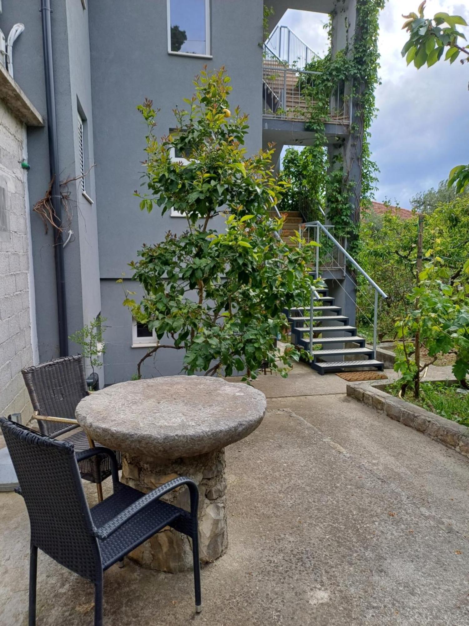 Apartments Andrea Jesenice  Exterior photo