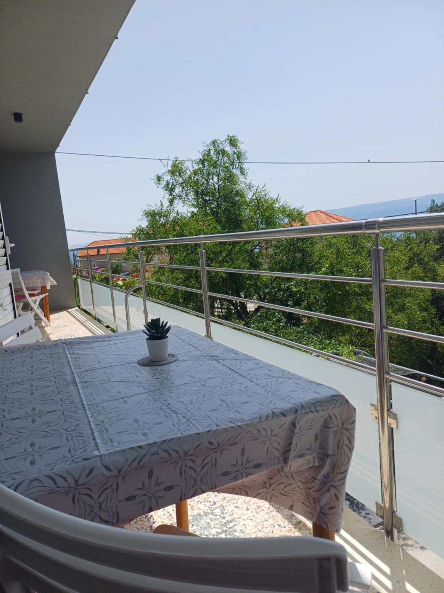 Apartments Andrea Jesenice  Exterior photo